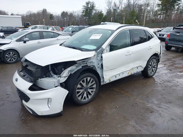 Ford Escape Titanium 2020 1FMCU9J9XLUA88969 Image 2