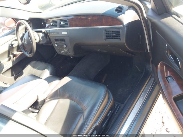 44581528 :رقم المزاد ، 2G4WD582271245944 vin ، 2007 Buick Lacrosse Cxl مزاد بيع