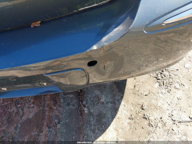 44581528 :رقم المزاد ، 2G4WD582271245944 vin ، 2007 Buick Lacrosse Cxl مزاد بيع