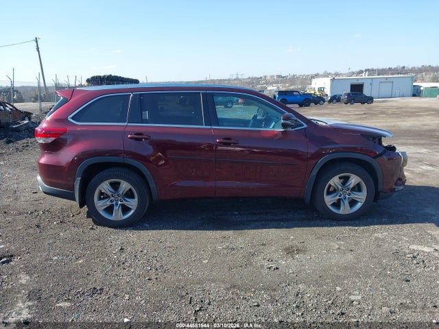Toyota Highlander Limited 2017 5TDDZRFH8HS356911 Image 13
