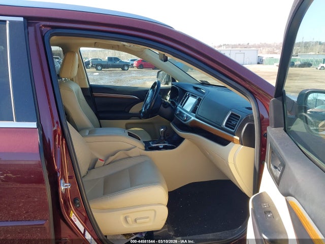 Toyota Highlander Limited 2017 5TDDZRFH8HS356911 Image 5