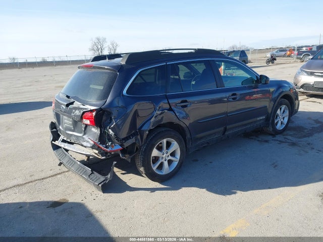 Продаж на аукціоні авто 2013 Subaru Outback 2.5i Limited, vin: 4S4BRBKCXD3234700, номер лоту: 44581560