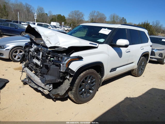 Toyota Sequoia Platinum 2024 7SVAAABA2RX024484 Image 2