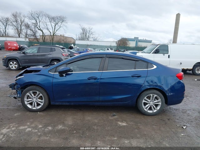 Chevrolet CRUZE LT 2019 1G1BE5SM7K7114989 Image 14