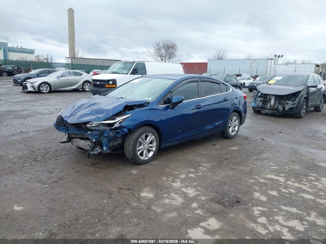 Chevrolet CRUZE LT 2019 1G1BE5SM7K7114989 Image 2