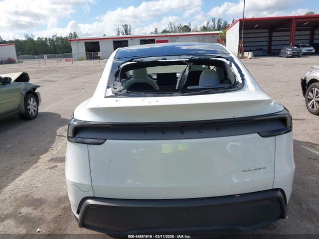 Продаж на аукціоні авто 2026 Tesla Model Y Long Range Launch Series/premium All-wheel Drive, vin: 7SAYGDEE4TA461752, номер лоту: 44581616