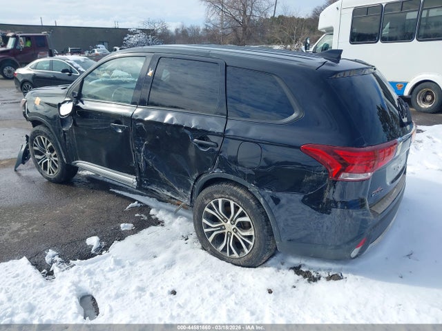 2017 MITSUBISHI OUTLANDER JA4AZ2A3XHZ059282 Photo 2