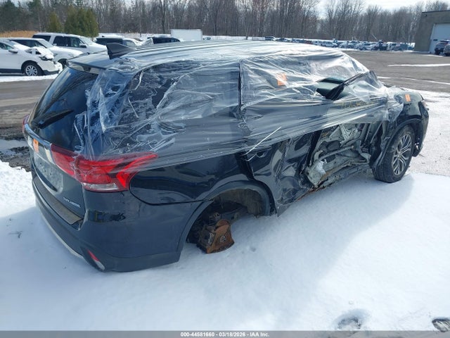 2017 MITSUBISHI OUTLANDER JA4AZ2A3XHZ059282 Photo 3