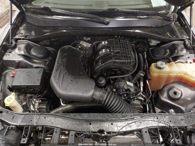 2013 Chrysler 300c Awd მანქანა იყიდება აუქციონზე, vin: 2C3CCAKG8DH708491, აუქციონის ნომერი: 44581665
