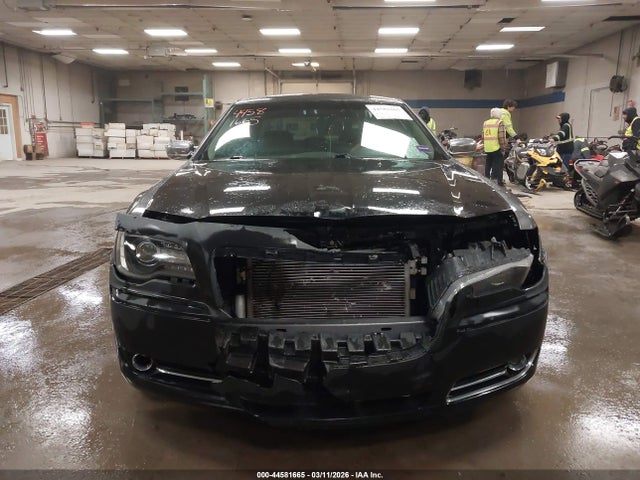 2013 Chrysler 300c Awd მანქანა იყიდება აუქციონზე, vin: 2C3CCAKG8DH708491, აუქციონის ნომერი: 44581665