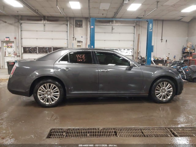 2013 Chrysler 300c Awd მანქანა იყიდება აუქციონზე, vin: 2C3CCAKG8DH708491, აუქციონის ნომერი: 44581665