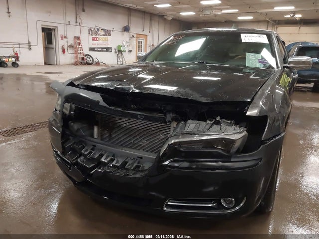 2013 Chrysler 300c Awd მანქანა იყიდება აუქციონზე, vin: 2C3CCAKG8DH708491, აუქციონის ნომერი: 44581665