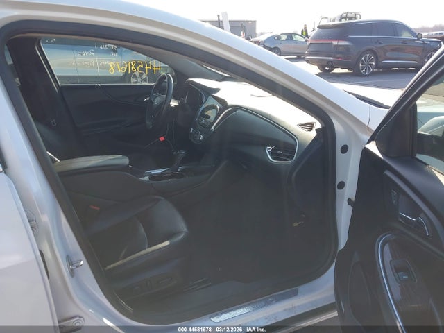 1G1ZH5SX6HF249833 Chevrolet Malibu Premier