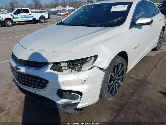 1G1ZH5SX6HF249833 Chevrolet Malibu Premier