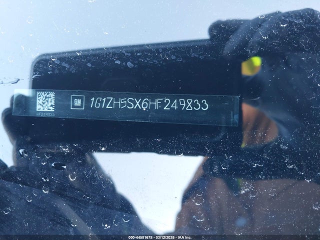 1G1ZH5SX6HF249833 Chevrolet Malibu Premier