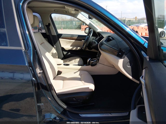 WBAVM1C5XEVW49268 BMW X1 Sdrive28i