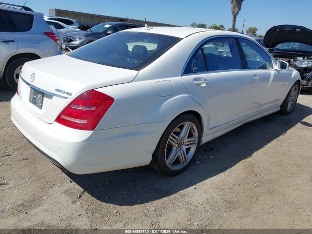 2012 MERCEDES-BENZ S 550 WDDNG7DB9CA473406 Photo 3