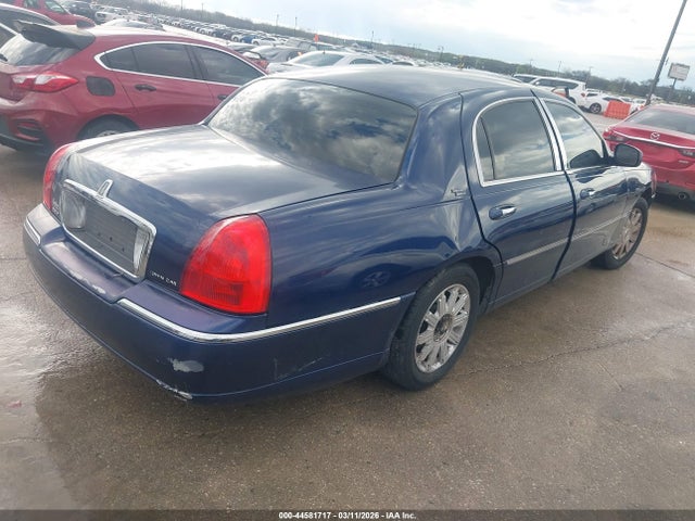 2009 LINCOLN TOWN CAR 2LNHM82V89X605778 Photo 3
