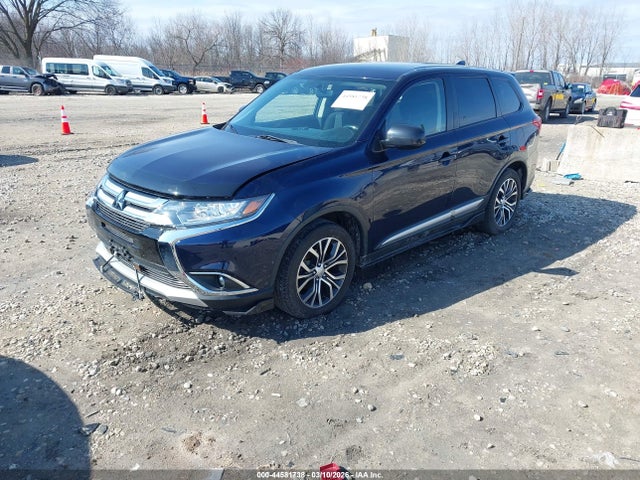 2018 MITSUBISHI OUTLANDER JA4AZ3A39JZ057745 Photo 1