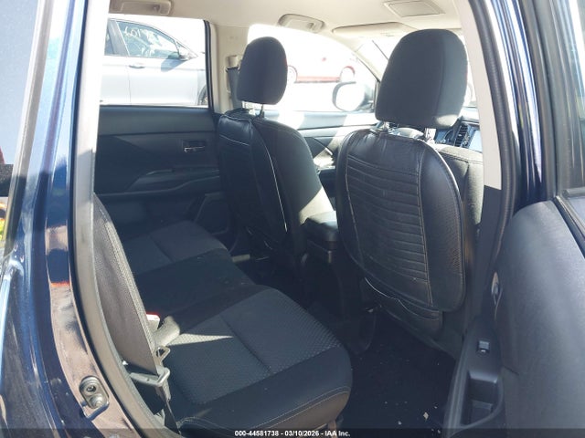2018 MITSUBISHI OUTLANDER JA4AZ3A39JZ057745 Photo 7