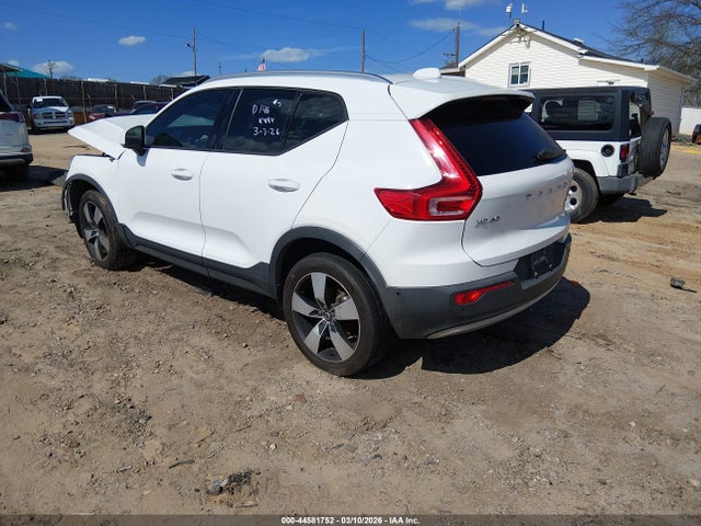 2019 Volvo Xc40 T5 Momentum/t5 R-design მანქანა იყიდება აუქციონზე, vin: YV4162XZ9K2012588, აუქციონის ნომერი: 44581752