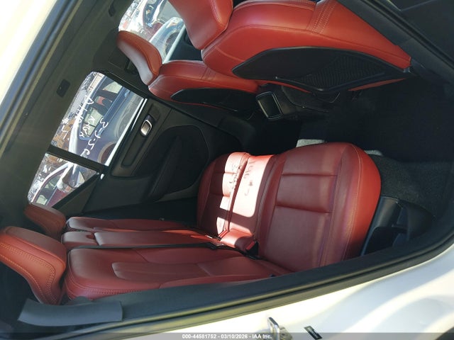 2019 Volvo Xc40 T5 Momentum/t5 R-design მანქანა იყიდება აუქციონზე, vin: YV4162XZ9K2012588, აუქციონის ნომერი: 44581752