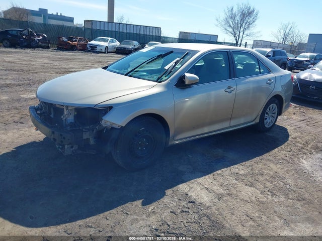 Toyota CAMRY LE 2014 4T1BF1FK1EU427818 Image 2