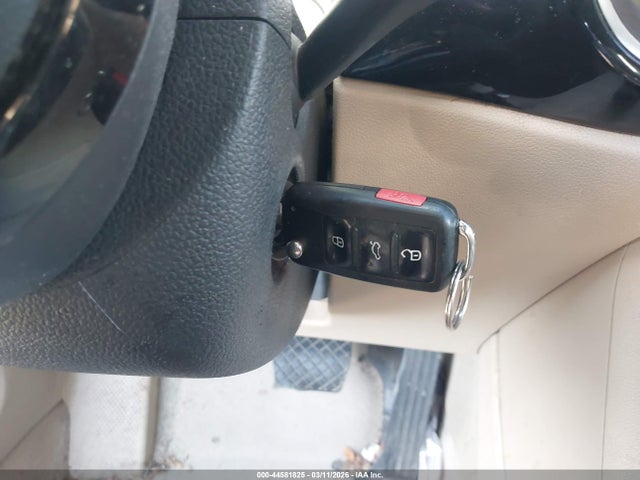 2013 VOLKSWAGEN BEETLE 3VW5P7AT6DM818836 Photo 10