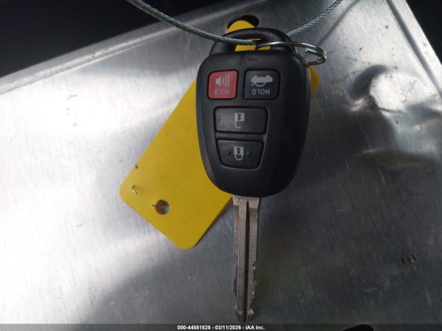 Продажа на аукционе авто 2014 Toyota Corolla Le, vin: 5YFBURHE8EP124287, номер лота: 44581828
