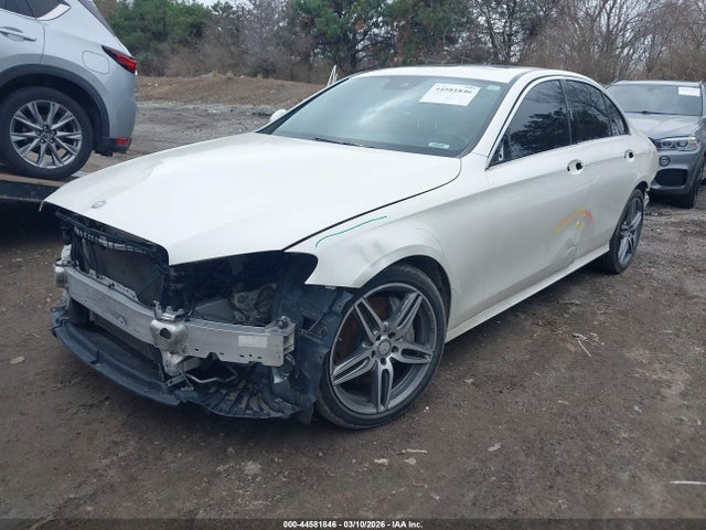 Продаж на аукціоні авто 2017 Mercedes-benz E 300 4matic, vin: WDDZF4KB2HA206556, номер лоту: 44581846