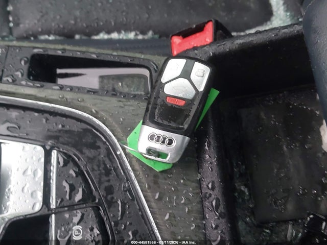 2018 AUDI A4 WAUENAF4XJN020412 Photo 10