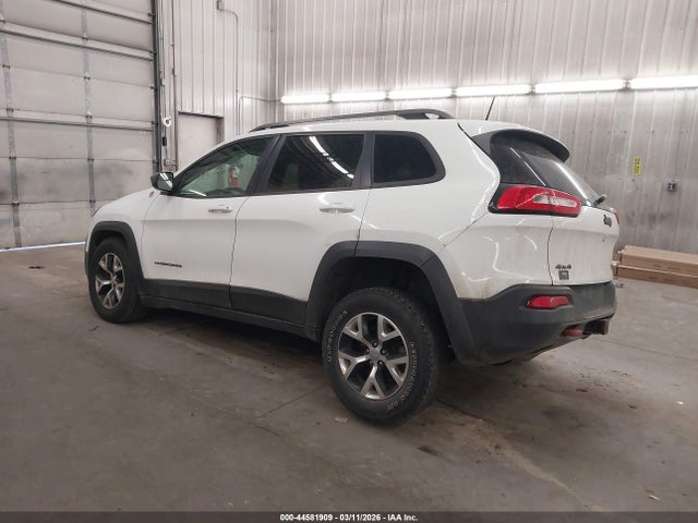 2016 Jeep Cherokee Trailhawk მანქანა იყიდება აუქციონზე, vin: 1C4PJMBS8GW109735, აუქციონის ნომერი: 44581909