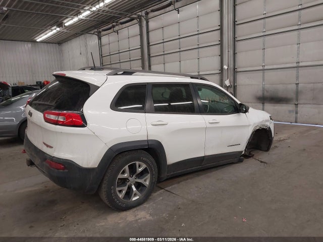 2016 Jeep Cherokee Trailhawk მანქანა იყიდება აუქციონზე, vin: 1C4PJMBS8GW109735, აუქციონის ნომერი: 44581909
