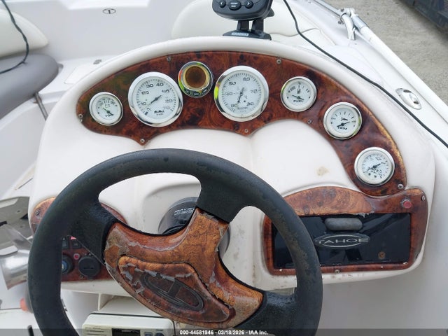 Продажа на аукционе авто 2006 Tracker 19', vin: BUJA38TVI506, номер лота: 44581946