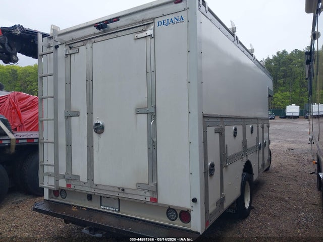 Продажа на аукционе авто 2022 Ford E-450 Cutaway, vin: 1FDXE4FN7NDC31063, номер лота: 44581966