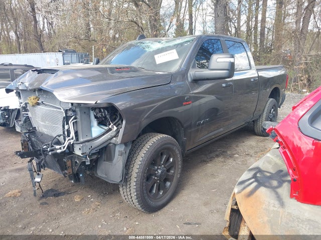 Продажа на аукционе авто 2025 Ram 2500 Laramie  4x4 6'4 Box, vin: 3C63R5FL9SG560672, номер лота: 44581999