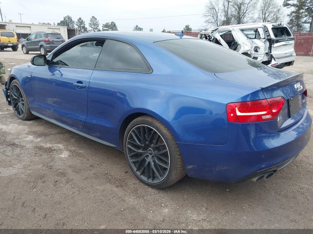 2017 AUDI A5 WAUD2AFR4HA001582 Photo 2
