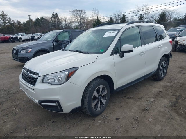 44582104 :رقم المزاد ، JF2SJALC8HH415793 vin ، 2017 Subaru Forester 2.5i Limited مزاد بيع