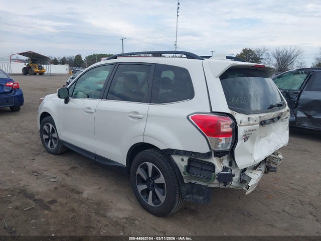 44582104 :رقم المزاد ، JF2SJALC8HH415793 vin ، 2017 Subaru Forester 2.5i Limited مزاد بيع