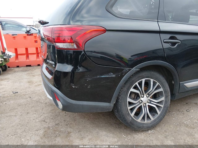44582113 :رقم المزاد ، JA4AD3A34HZ026928 vin ، 2017 Mitsubishi Outlander Se مزاد بيع