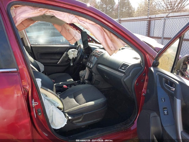 2017 SUBARU FORESTER JF2SJGEC8HH556315 Photo 4