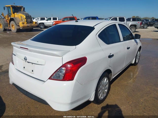 Nissan Versa 1.6 S+ 2018 3N1CN7AP1JL865778 Image 4