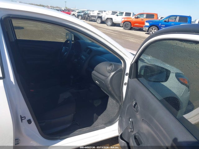 Nissan Versa 1.6 S+ 2018 3N1CN7AP1JL865778 Image 5