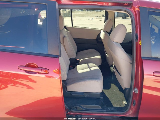44582154 :رقم المزاد ، JM1CW2BL7D0160767 vin ، 2013 Mazda Mazda5 Sport مزاد بيع