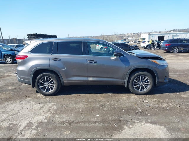 Toyota Highlander Xle 2018 5TDJZRFH6JS551091 Image 14