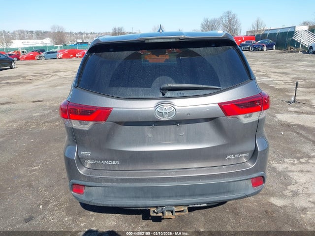 Toyota Highlander Xle 2018 5TDJZRFH6JS551091 Image 17