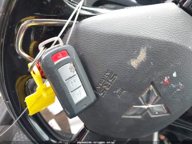 Mitsubishi Outlander Se 2017 JA4AD3A3XHZ040428 Image 11