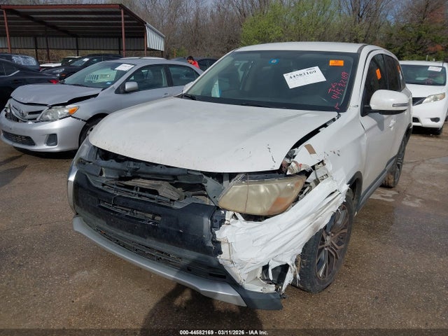 Mitsubishi Outlander Se 2017 JA4AD3A3XHZ040428 Image 6