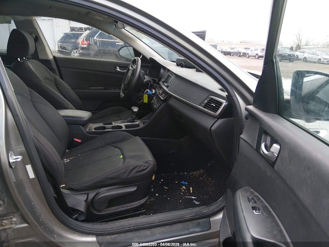 44582203 :رقم المزاد ، 5XXGT4L34GG114563 vin ، 2016 Kia Optima Lx مزاد بيع