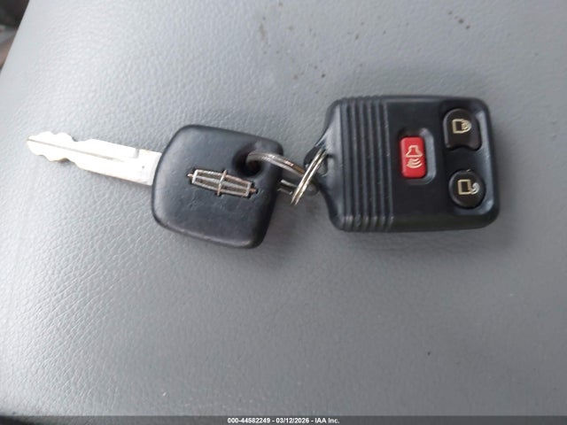 2006 LINCOLN MARK LT 5LTPW18516FJ22775 Photo 10